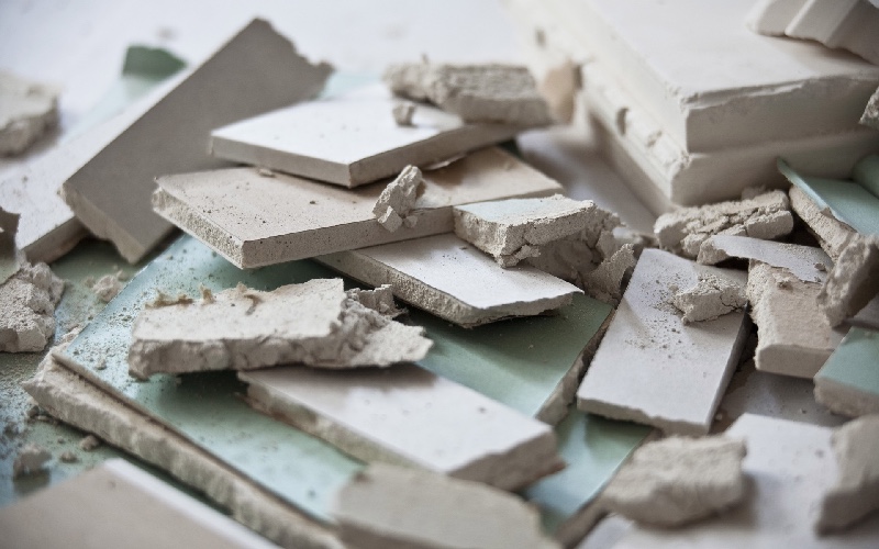 Siniat lance sa première plaque de plâtre 100 % recyclée - Batiweb