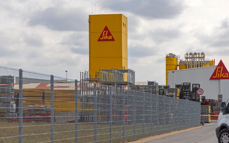 Face aux droits de douane, Sika se montre confiant et prudent pour 2025 - Batiweb